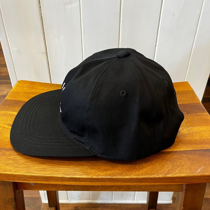 【 Si 】emb CAP ［black］